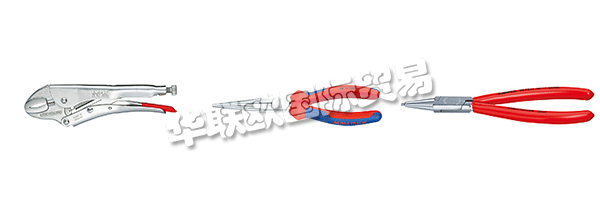 卡爾.古斯塔夫.普什在完成鐵匠學(xué)徒學(xué)習(xí)后，希望和父親一起開創(chuàng)自己的事業(yè)。因此，他在1882年建立了“KNIPEX”，