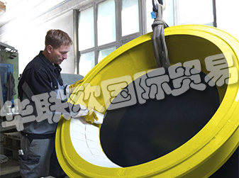 KALENBORN,工業(yè)磨損保護專家。  　　1921年：公司成立  　　第一本手冊Schmelzbasalt9月7日，Schmelzbasalt AG在Linz am Rhein成立，這是由CompagnieGénéraleduBasalte和Basalt AG組建的合資企業(yè)。