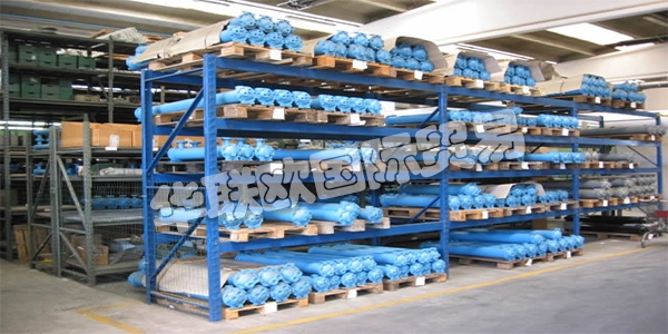 FLOVEX擁有適用于所有工業(yè)需求的各種熱交換器，他們的工廠設(shè)計(jì)和制造的產(chǎn)品適用于各種領(lǐng)域，從液壓到造船，從能源回收到石油和天然氣。