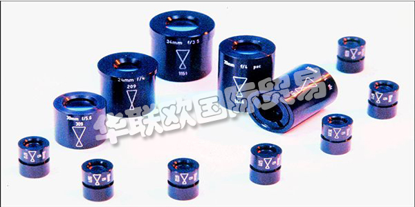 BECK OPTRONIC SOLUTIONS擁有可追溯至1839年的開創(chuàng)性血統(tǒng)，設(shè)計(jì)和制造精密光學(xué)解決方案。BOS總部位于英國(guó)赫默爾亨普斯特德，擁有全面的功能，可以設(shè)計(jì)和制造復(fù)雜的集成光學(xué)系統(tǒng)，用于防紫外線，可見(jiàn)光，近紅外，SWIR，MWIR和LWIR波段的國(guó)防和商業(yè)用途。