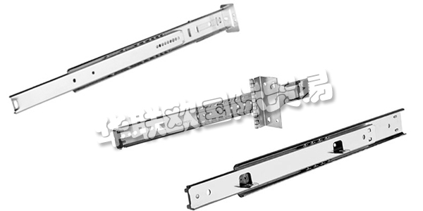 美國(guó)ACCURIDE公司主要供應(yīng)美國(guó)ACCURIDE滑軌,ACCURIDE滾珠滑軌，輕載型滑軌，中載型滑軌，重載型滑軌，不銹鋼滑軌，折疊門滑軌等產(chǎn)品。美國(guó)ACCURIDE通過(guò)設(shè)計(jì)、生產(chǎn)、銷售滾珠滑軌，為客戶提供線性運(yùn)動(dòng)及通道解決方案。小編接下來(lái)為您帶來(lái)美國(guó)ACCURIDE公司及其產(chǎn)品的具體介紹。