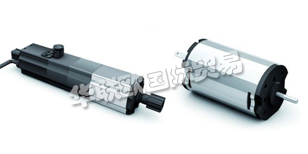 德恩科是世界一流的運動控制領(lǐng)域供應(yīng)商，它提供的優(yōu)質(zhì)的傳動控制解決方案，滿足了客戶對成本和可靠性日益增長的需求。標準化的電機、齒輪箱和模塊化配件的高度靈活性使?jié)M足客戶特定需求的完美運動解決方案成為可能。對客戶來說，這意味著更好的質(zhì)量控制，降低庫存和減少生產(chǎn)時間。德恩科對促進可持續(xù)發(fā)展一直非常重視。因此，他們特別致力于注意對環(huán)境保護而選擇和使用高效和節(jié)能的原材料來進行生產(chǎn)。早在2002年，德恩科就通過了ISO14001環(huán)境質(zhì)量體系認證。下文為您介紹德恩科電機。